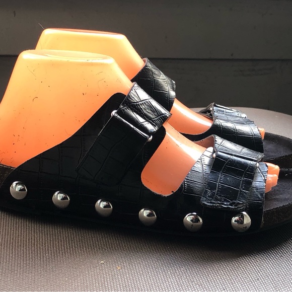 Sam & Libby Black Leather with Studs Buckle Sandals Size 8 - Picture 3 of 13